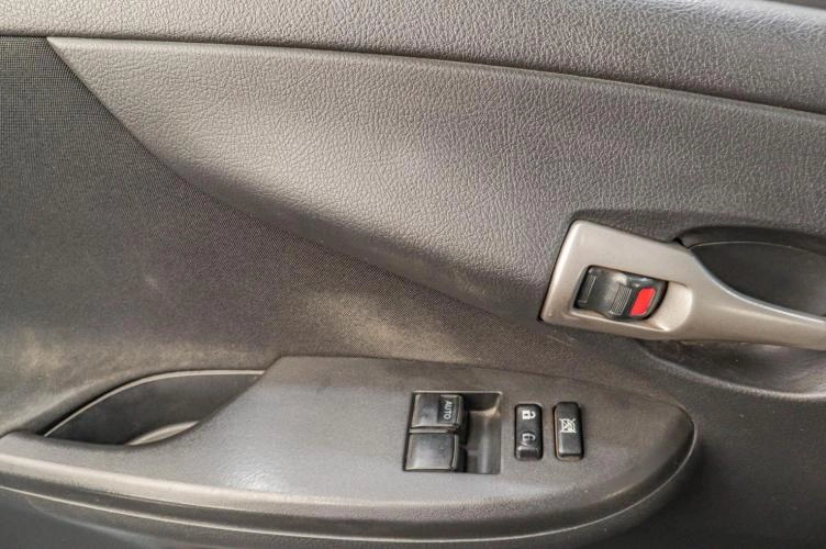 Toyota Corolla 8 из 15
