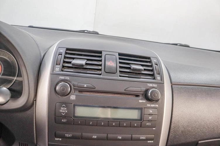 Toyota Corolla 11 из 15