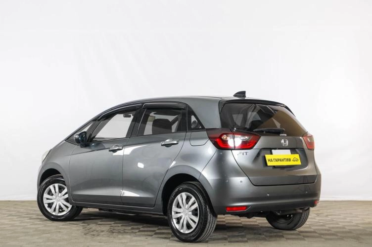 Honda Fit 4 из 6