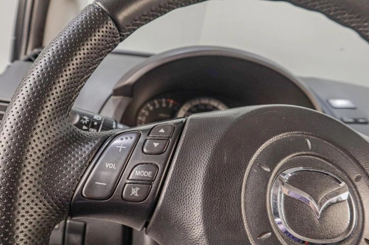 Mazda 5 10 из 16