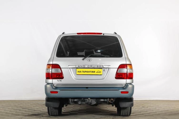 Toyota Land Cruiser 5 из 6