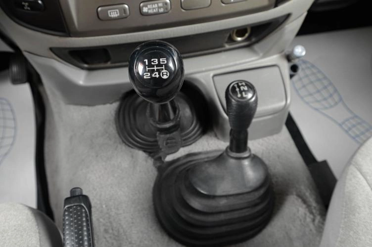 Toyota Land Cruiser 15 из 17