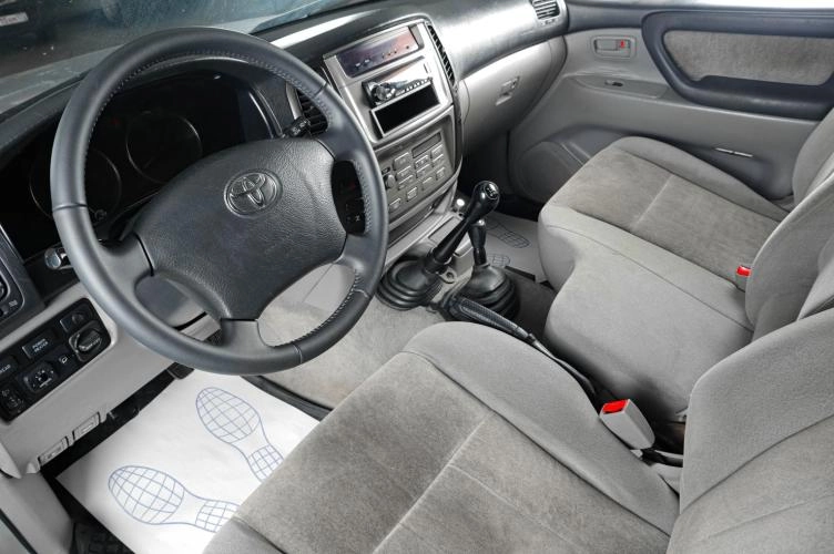 Toyota Land Cruiser 7 из 17