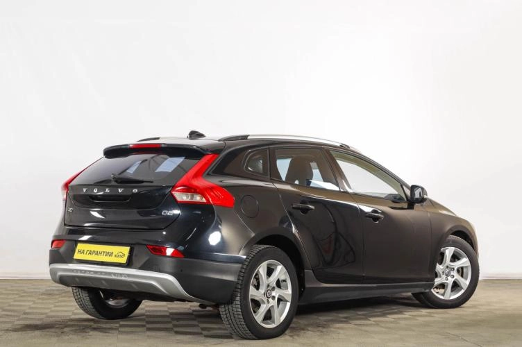 Volvo V40 6 из 6