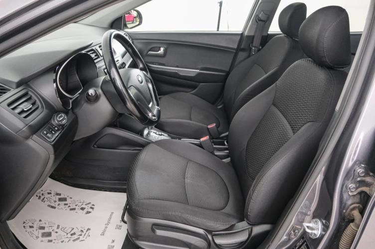 KIA Rio 7 из 23