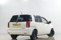 Toyota Raum 6 из 23