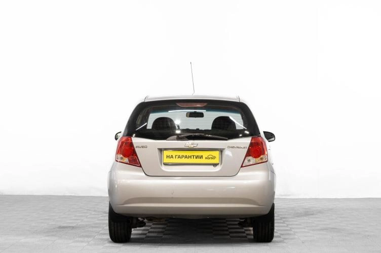 Chevrolet Aveo 5 из 6