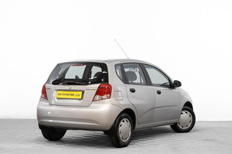 Chevrolet Aveo 4 из 6