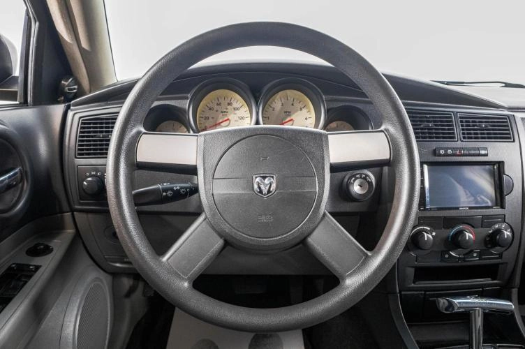 Dodge Magnum 14 из 23