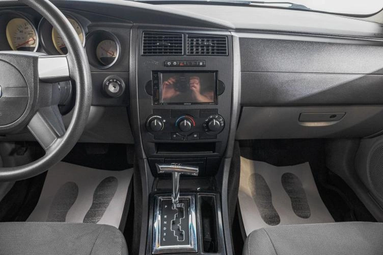 Dodge Magnum 16 из 23