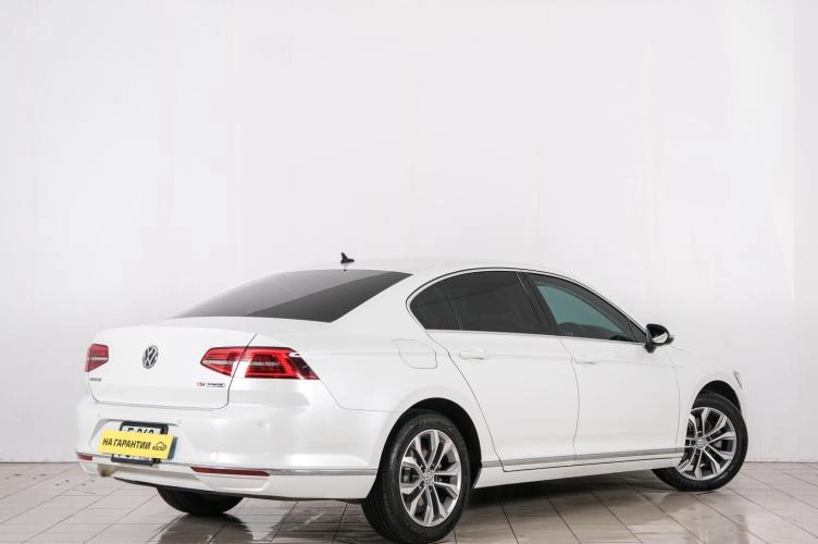 Volkswagen Passat 6 из 6