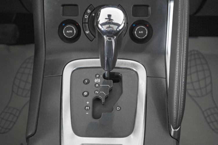Peugeot 3008 17 из 20