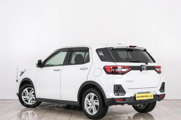 Toyota Raize 4 из 6
