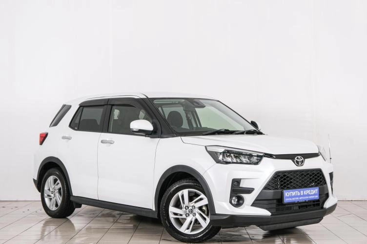 Toyota Raize 1 из 6