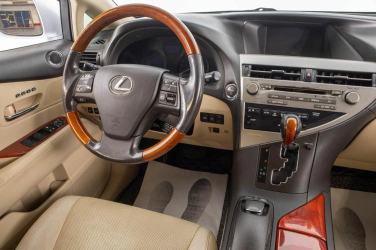 Lexus RX 19 из 32