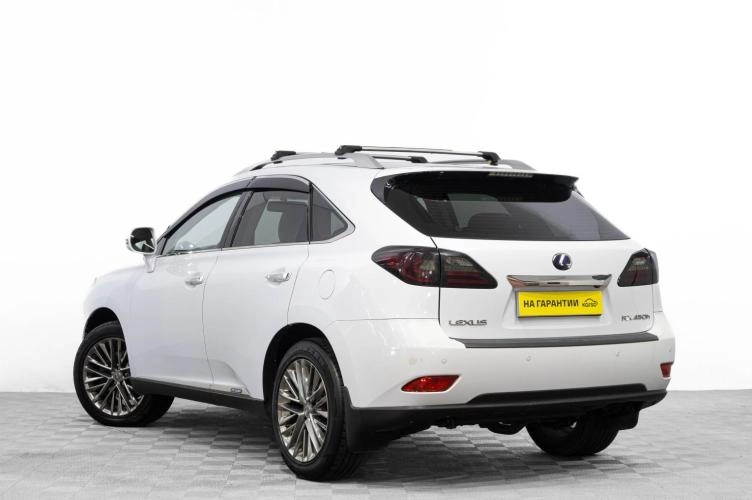 Lexus RX 6 из 6