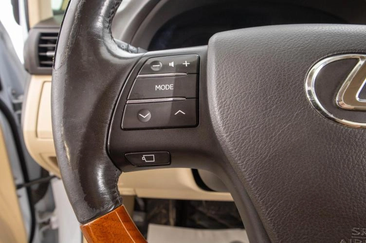 Lexus RX 17 из 32