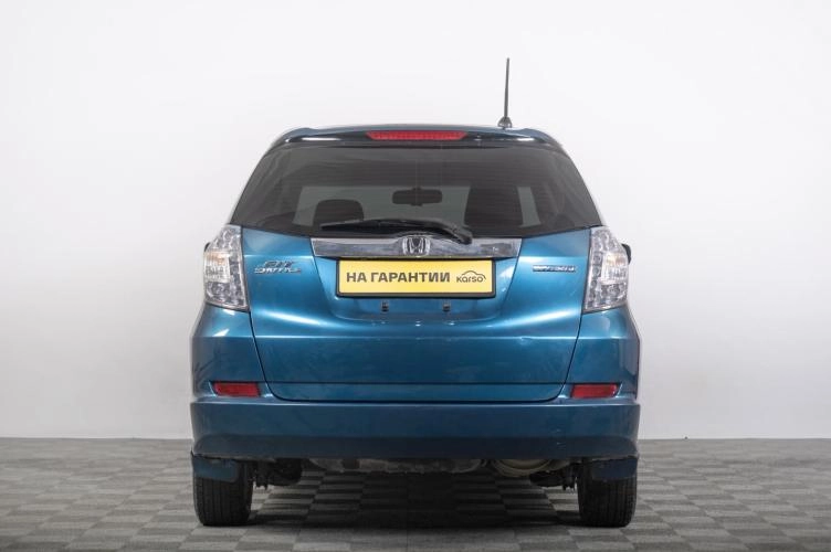 Honda Fit Shuttle 4 из 6