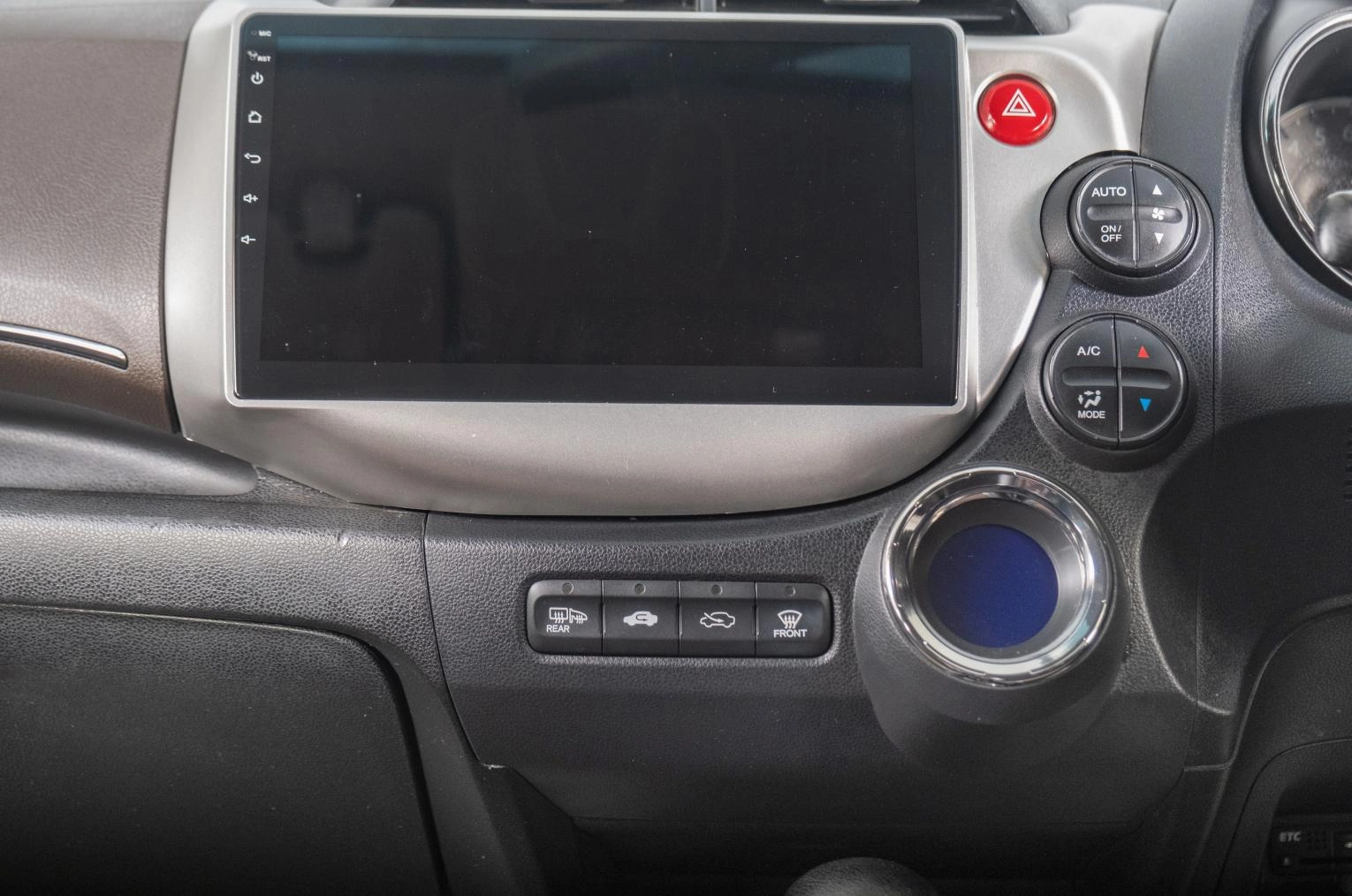 Honda Fit Shuttle 15 из 17