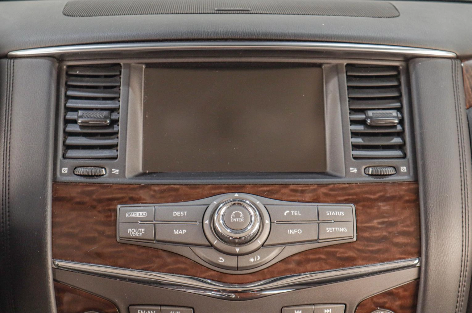 Nissan Patrol 16 из 26