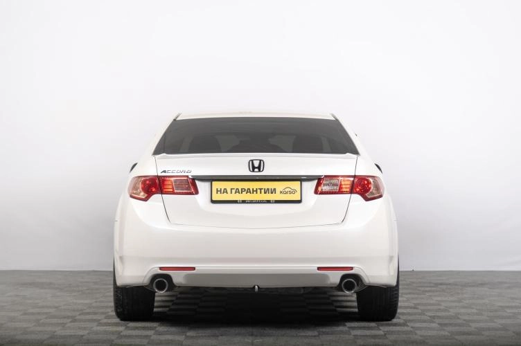 Honda Accord 4 из 6