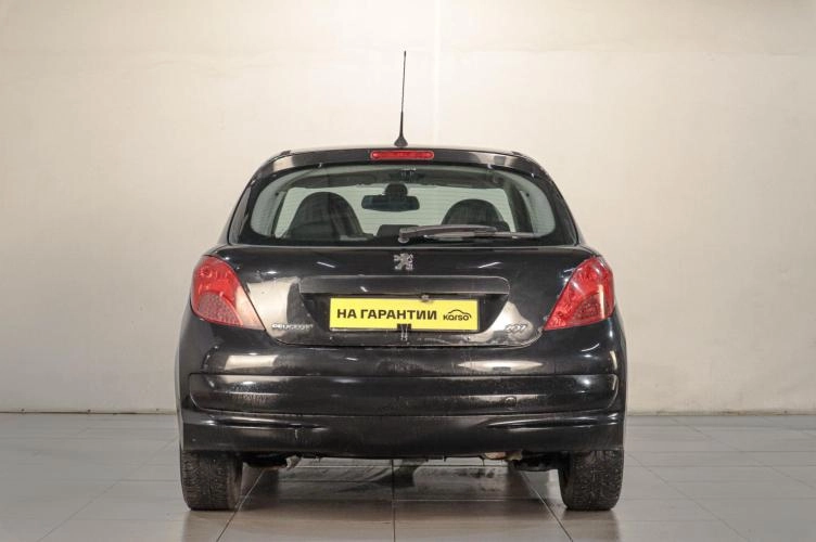 Peugeot 207 5 из 6