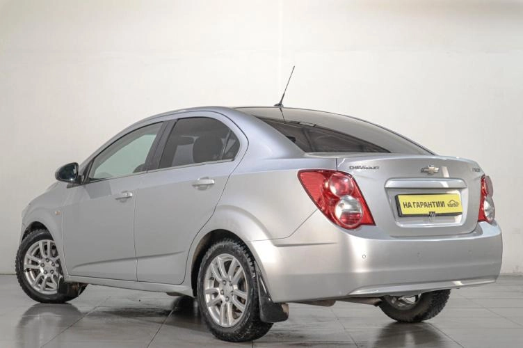 Chevrolet Aveo 4 из 6