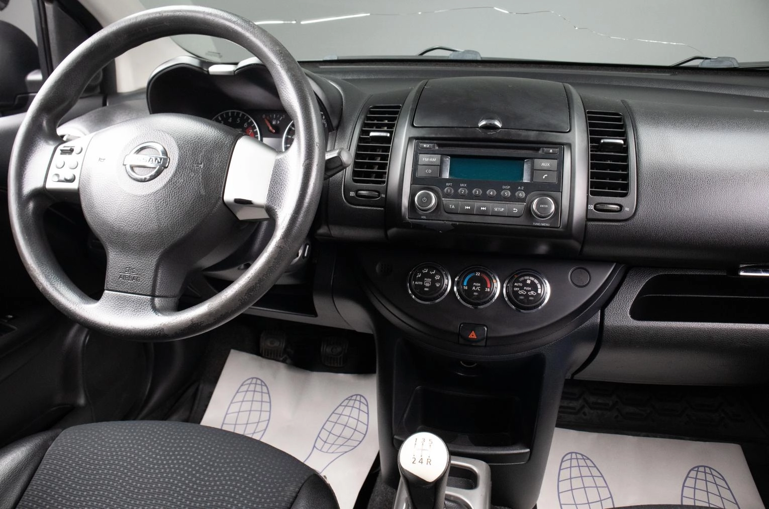 Nissan Note 8 из 17