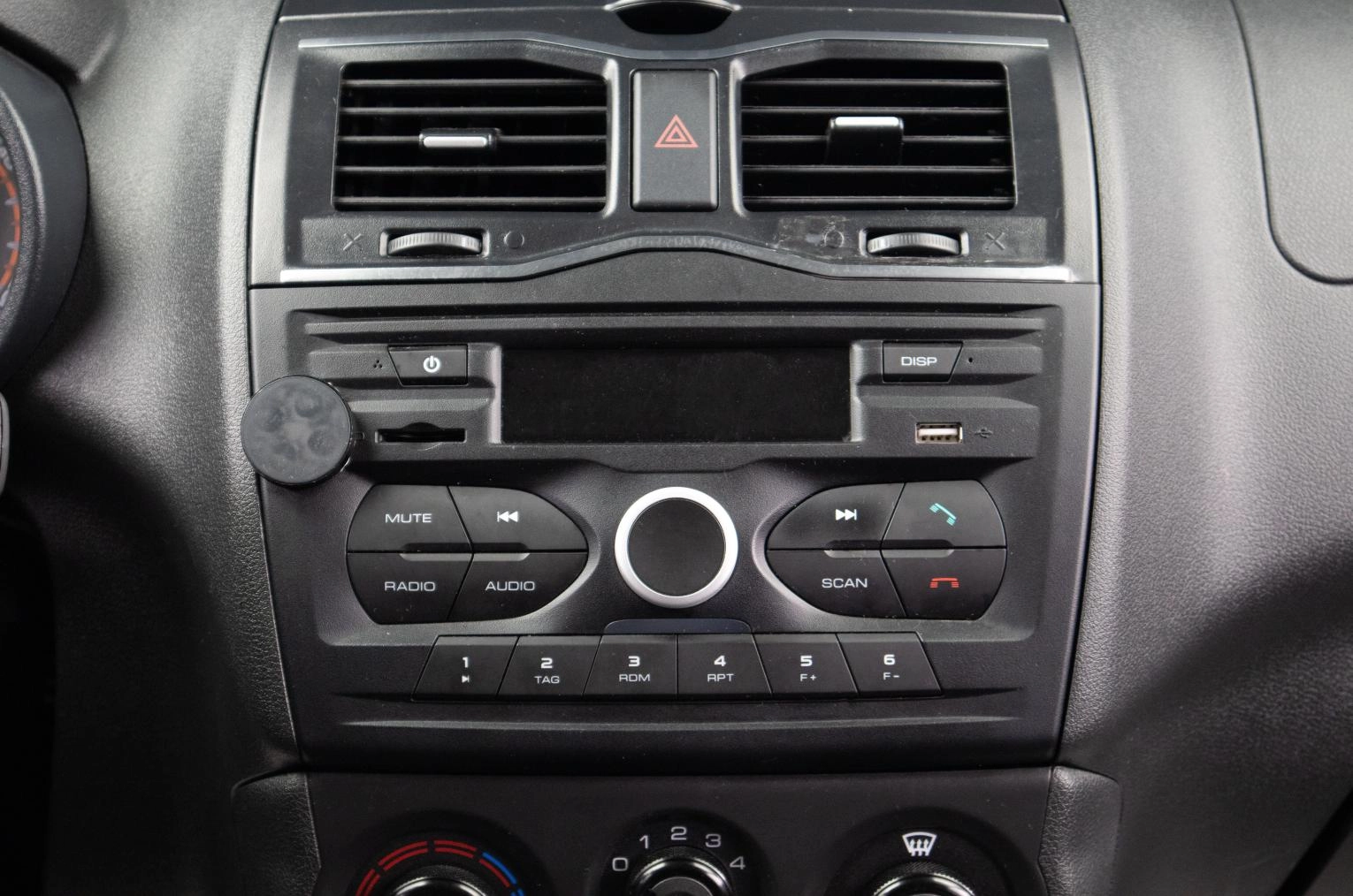 ВАЗ (LADA) Granta 11 из 17