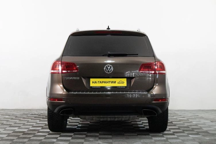 Volkswagen Touareg 5 из 6