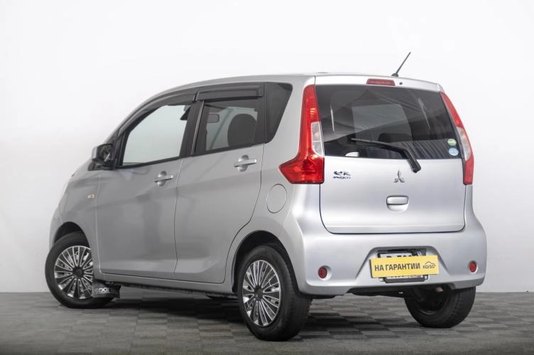 Mitsubishi EK Wagon 5 из 6