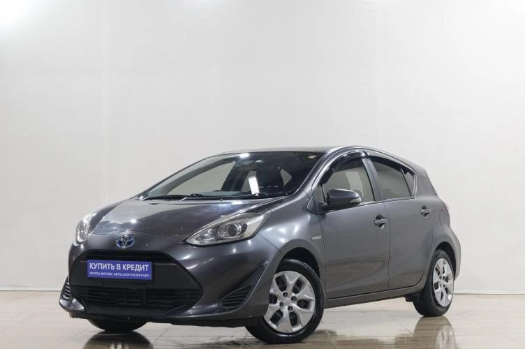 Toyota Aqua 3 из 6