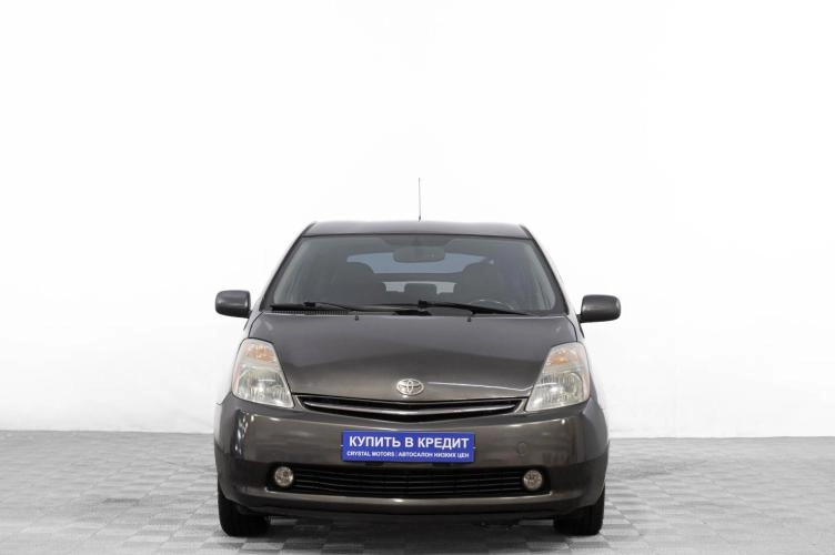 Toyota Prius 2 из 6