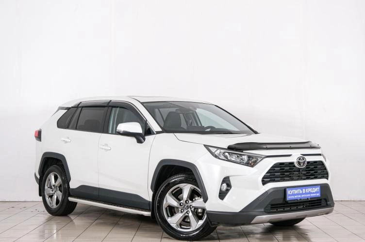 Toyota RAV4 1 из 6