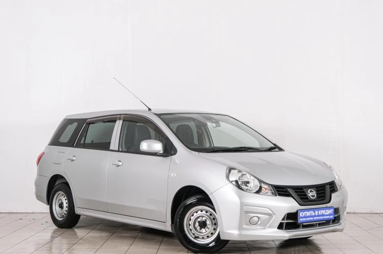 Nissan AD