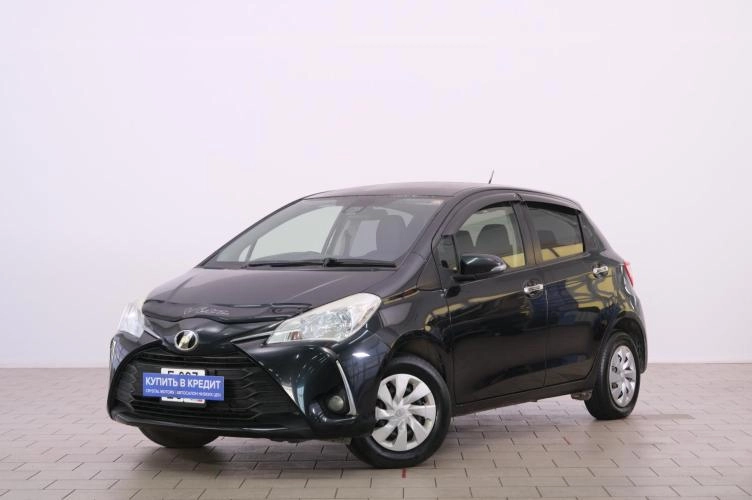 Toyota Vitz 3 из 6
