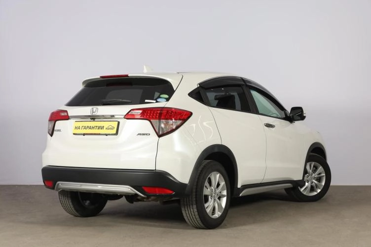 Honda Vezel 6 из 6
