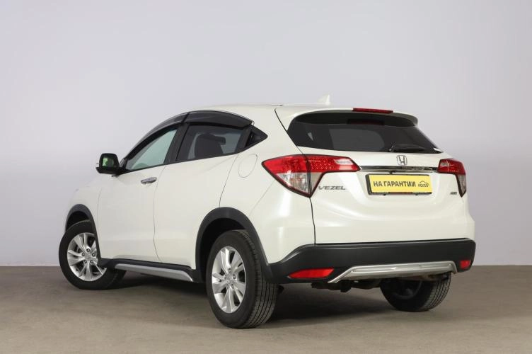 Honda Vezel 4 из 6