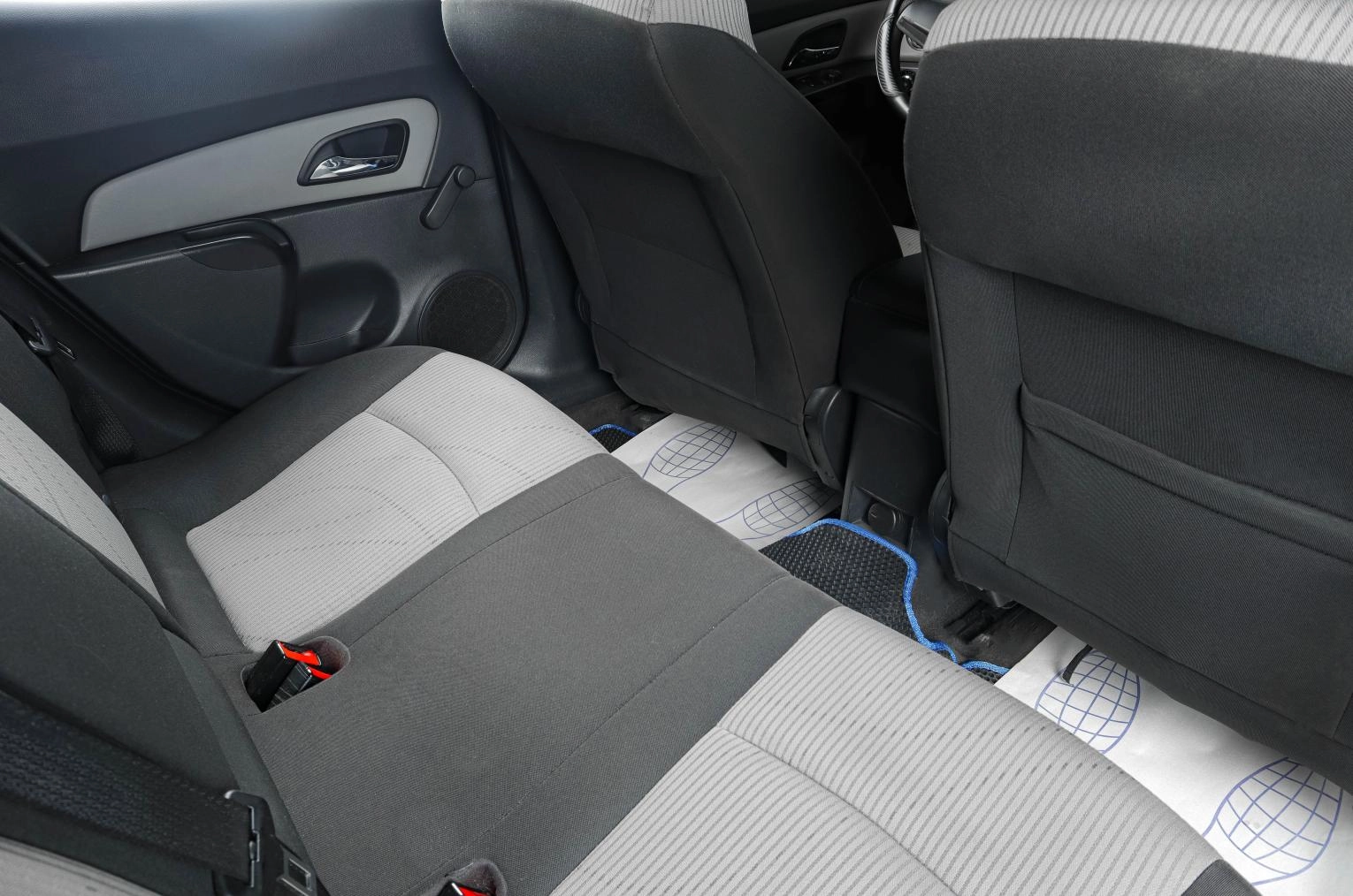 Chevrolet Cruze 9 из 16
