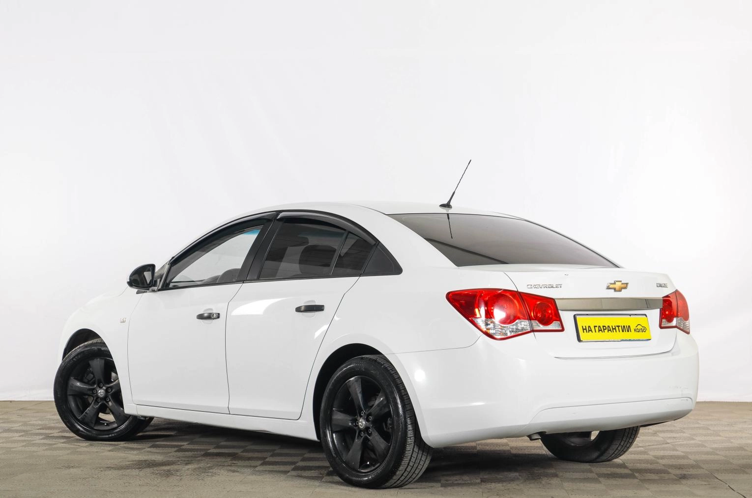Chevrolet Cruze 4 из 16