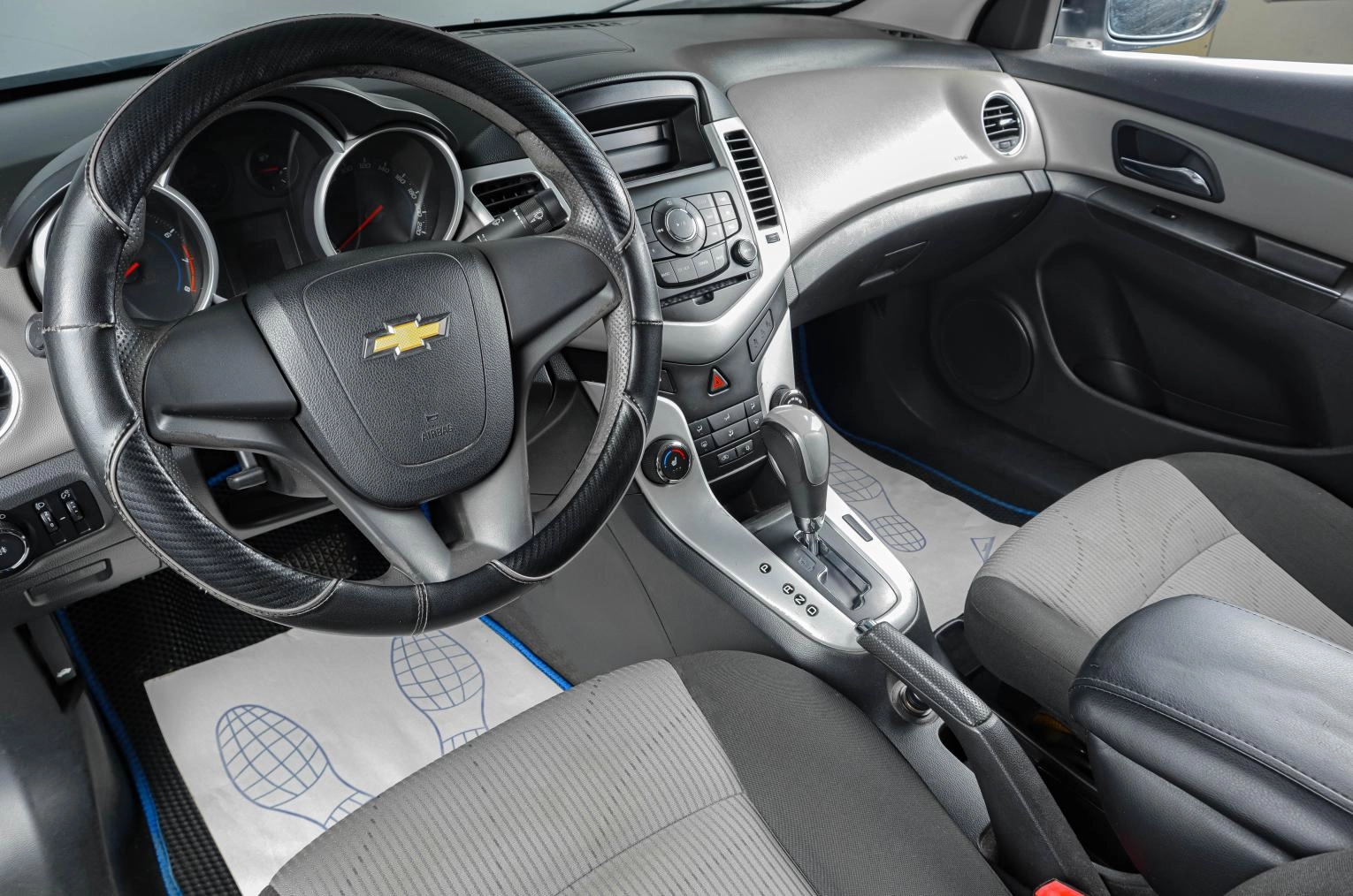 Chevrolet Cruze 7 из 16