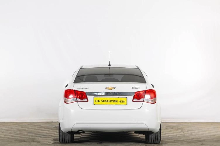 Chevrolet Cruze 5 из 6