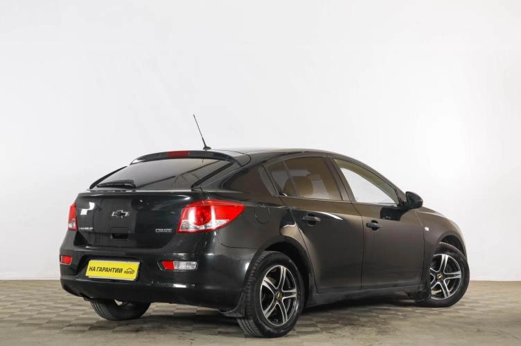 Chevrolet Cruze 6 из 6