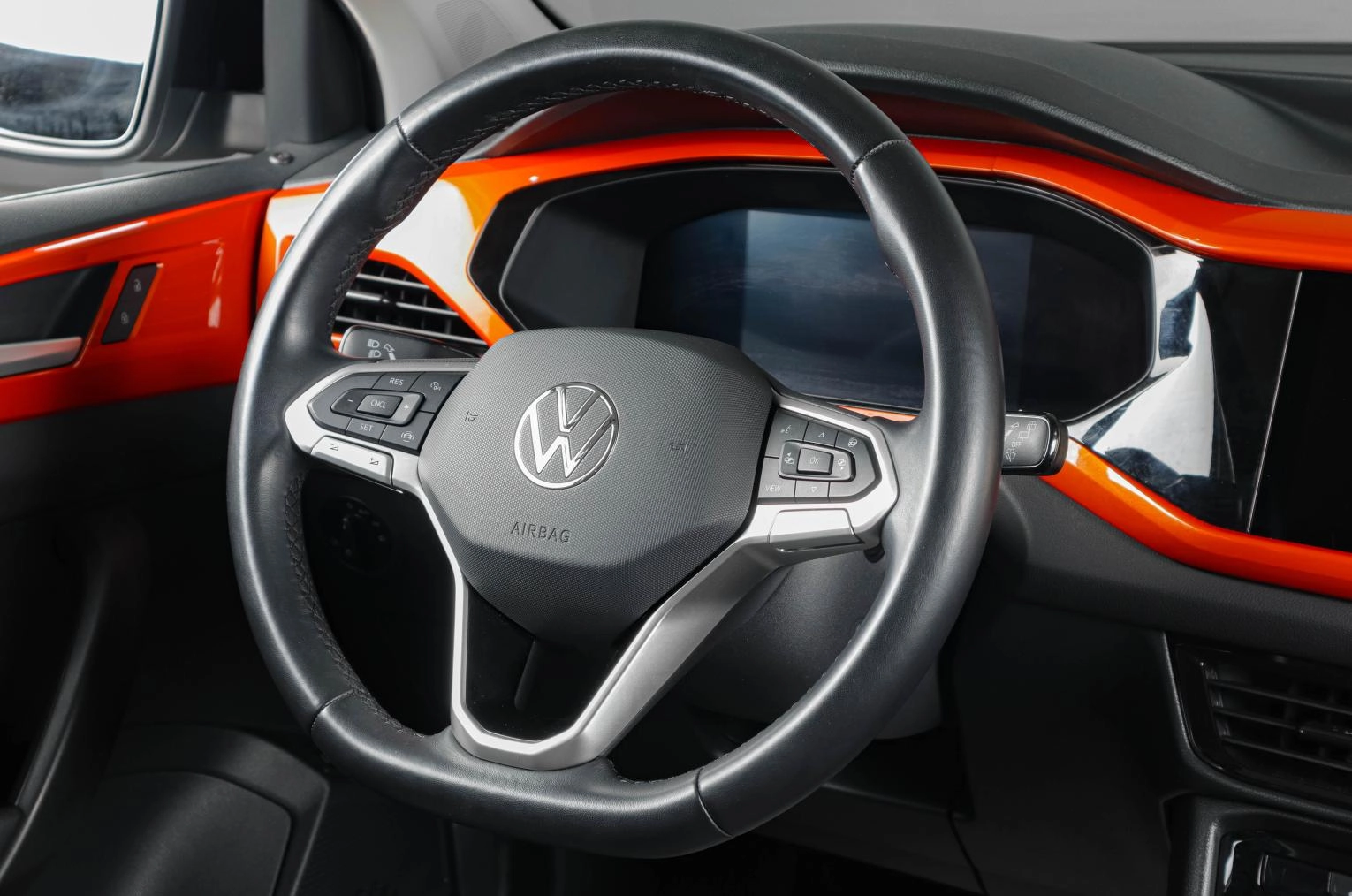 Volkswagen Taos 11 из 19