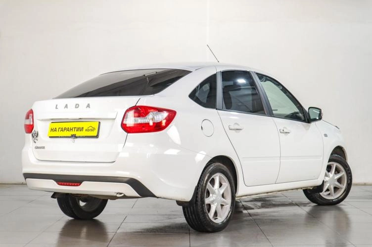 ВАЗ (LADA) Granta 6 из 15