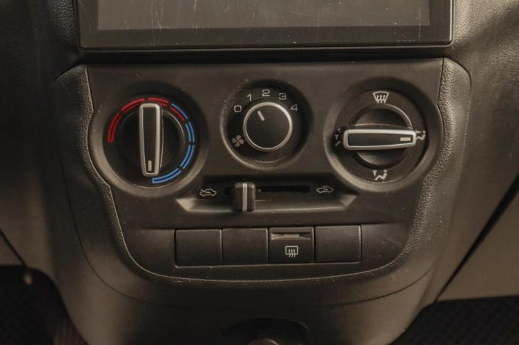 ВАЗ (LADA) Granta 11 из 15