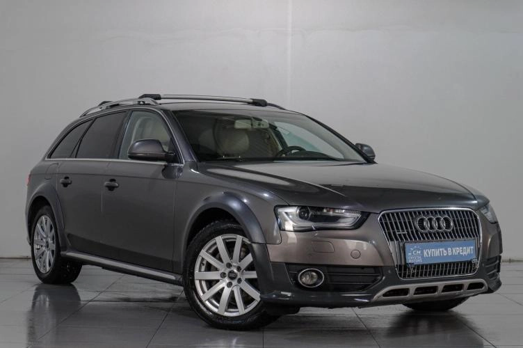 Audi A4 1 из 6