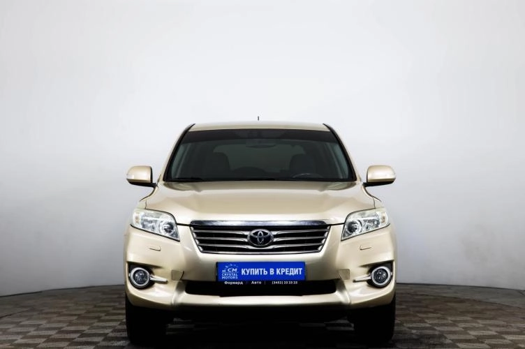 Toyota RAV4 2 из 6