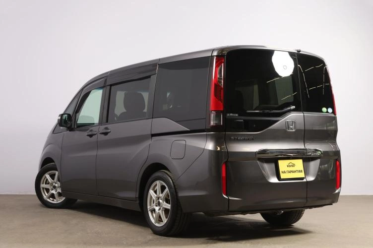 Honda Stepwgn 4 из 6