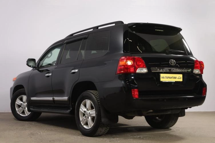 Toyota Land Cruiser 4 из 6